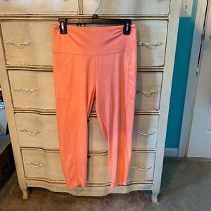 DONATING ON 11/18 | Bally coral 3/4 leggings